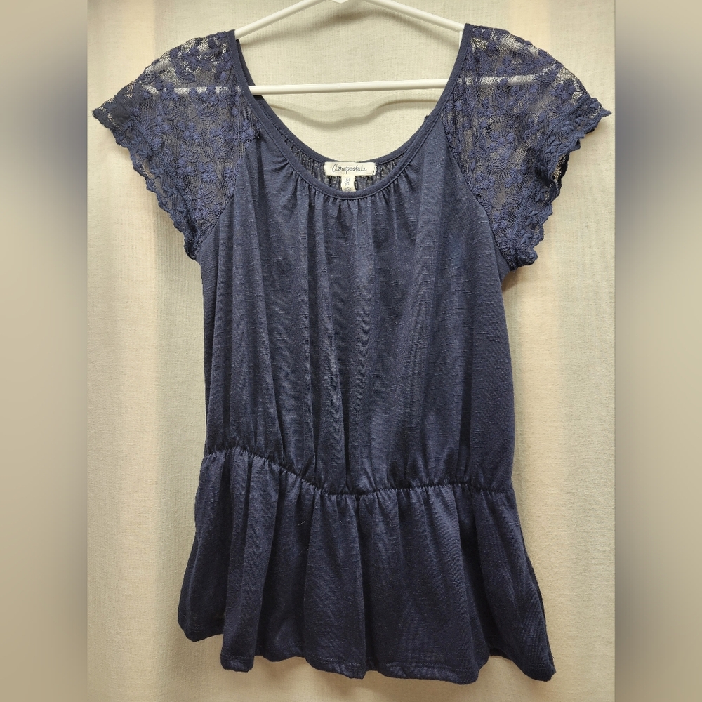Aeropostale Size Medium Navy Peplum Top